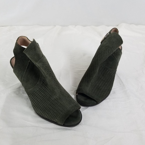 Essex Lane Boots Womens 8 M Dark Green Booties Side Zip Block High Heel Peep Toe - Picture 1 of 11
